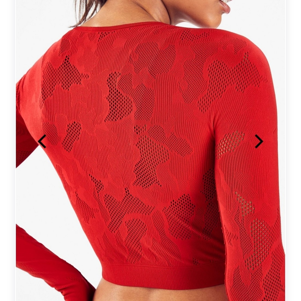 🔮 NWT- ❤HOST PICK❤ - NOT ONLINE/INSTORE - Fabletics Addison Sculpt Knit L/S Top - Picture 3 of 13